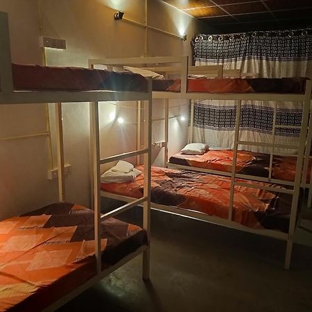 Surfing Lion Hostel อารูกัมเบย์ ภายนอก รูปภาพ