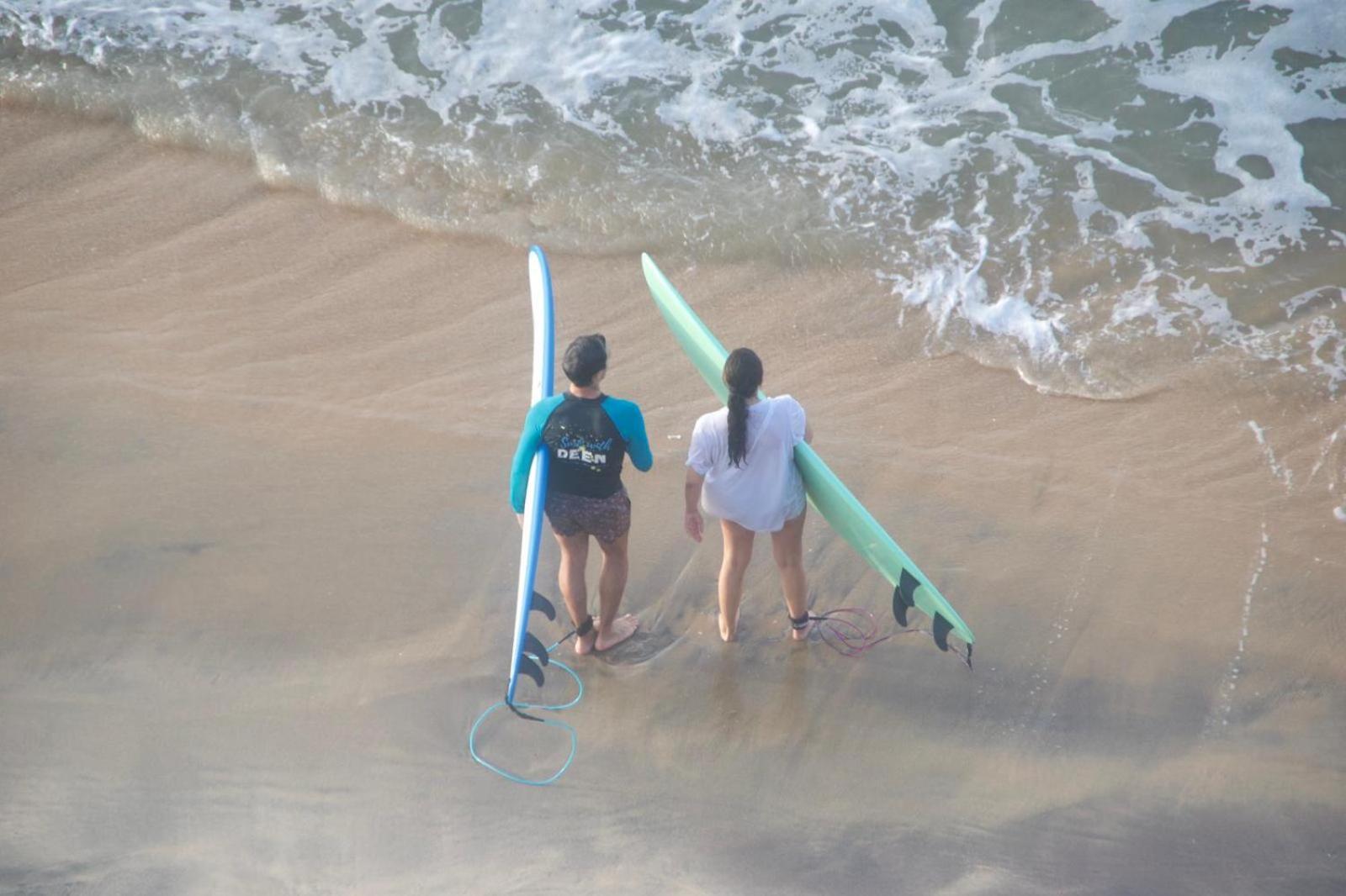 Surfing Lion Hostel อารูกัมเบย์ ภายนอก รูปภาพ